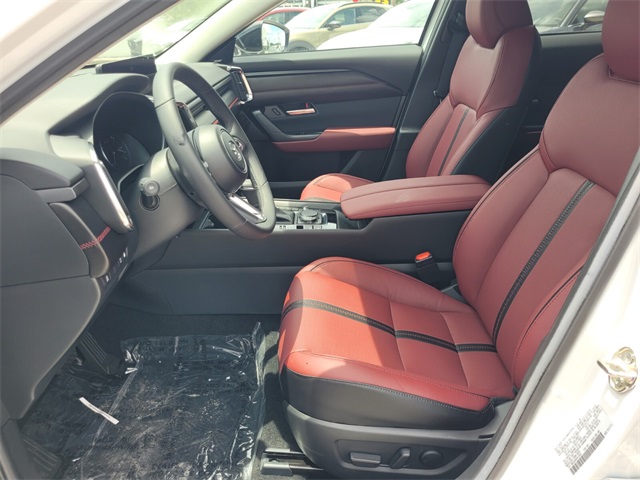 2025 Mazda CX-50 Premium Plus photo 4