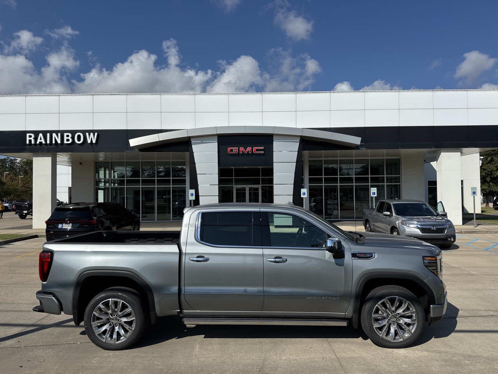 2026 GMC Sierra 1500 Denali's photo