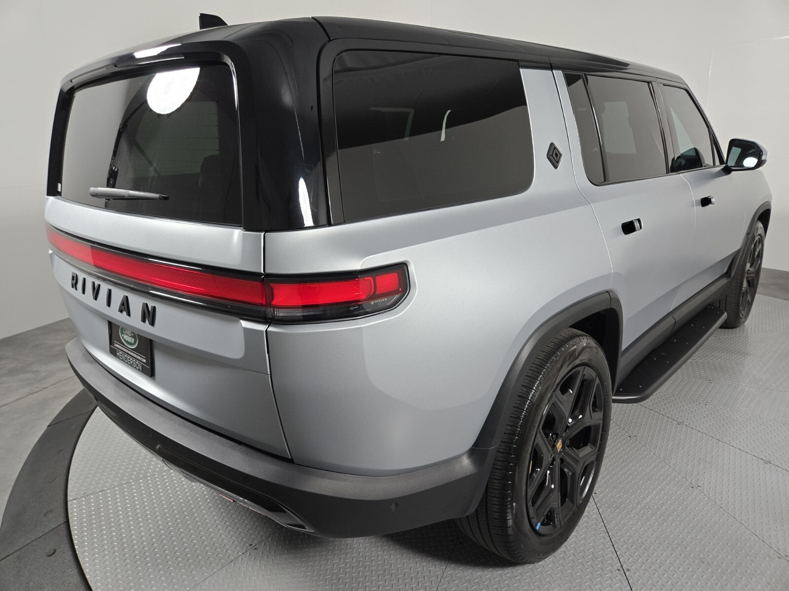 Used 2023 Rivian R1S Adventure with VIN 7PDSGBBA8PN029628 for sale in Henderson, NV