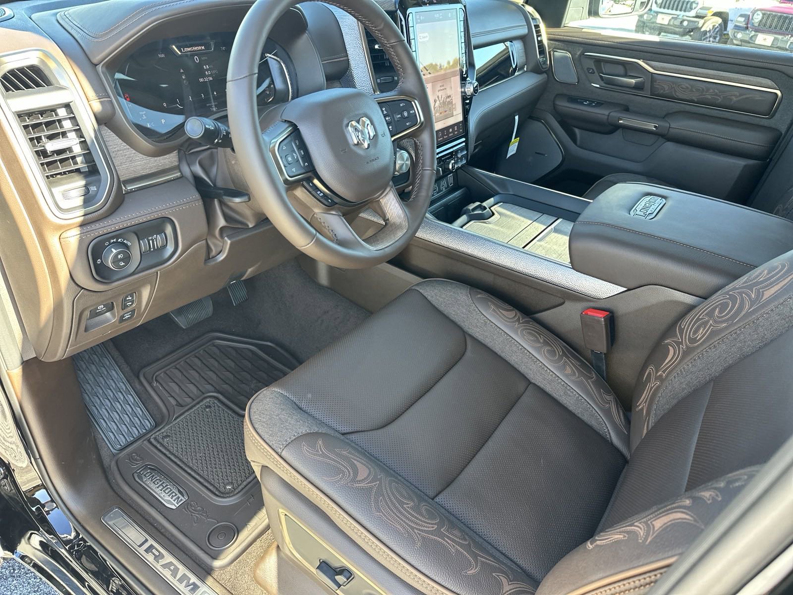 2025 Ram 1500 Limited Longhorn photo 9