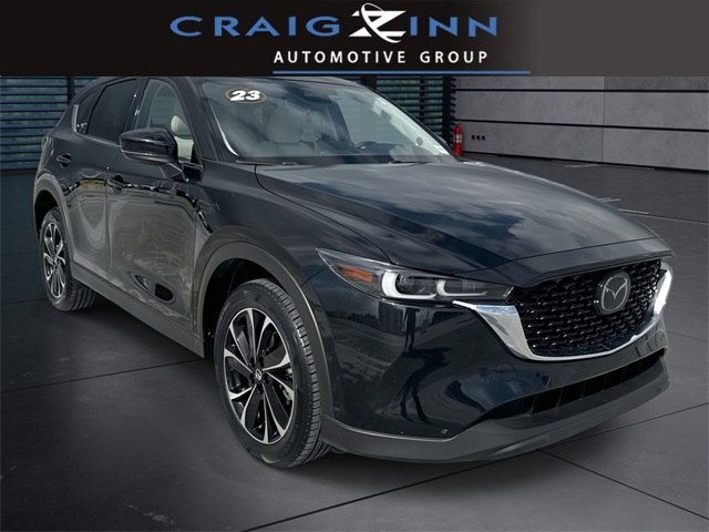 2023 Mazda CX-5 S Premium package's photo