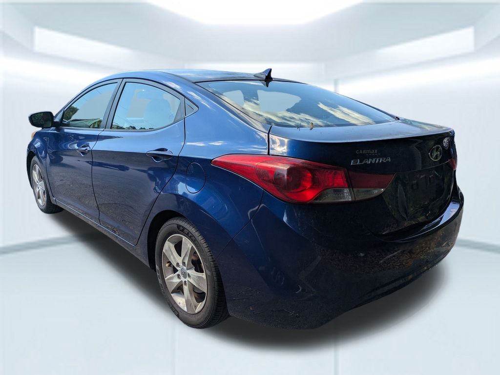 2013 Hyundai Elantra GLS photo 7