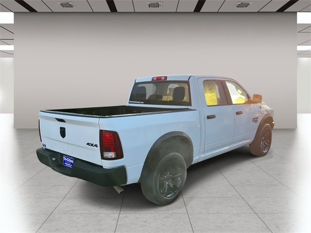 2024 Ram 1500 Classic Warlock photo 3