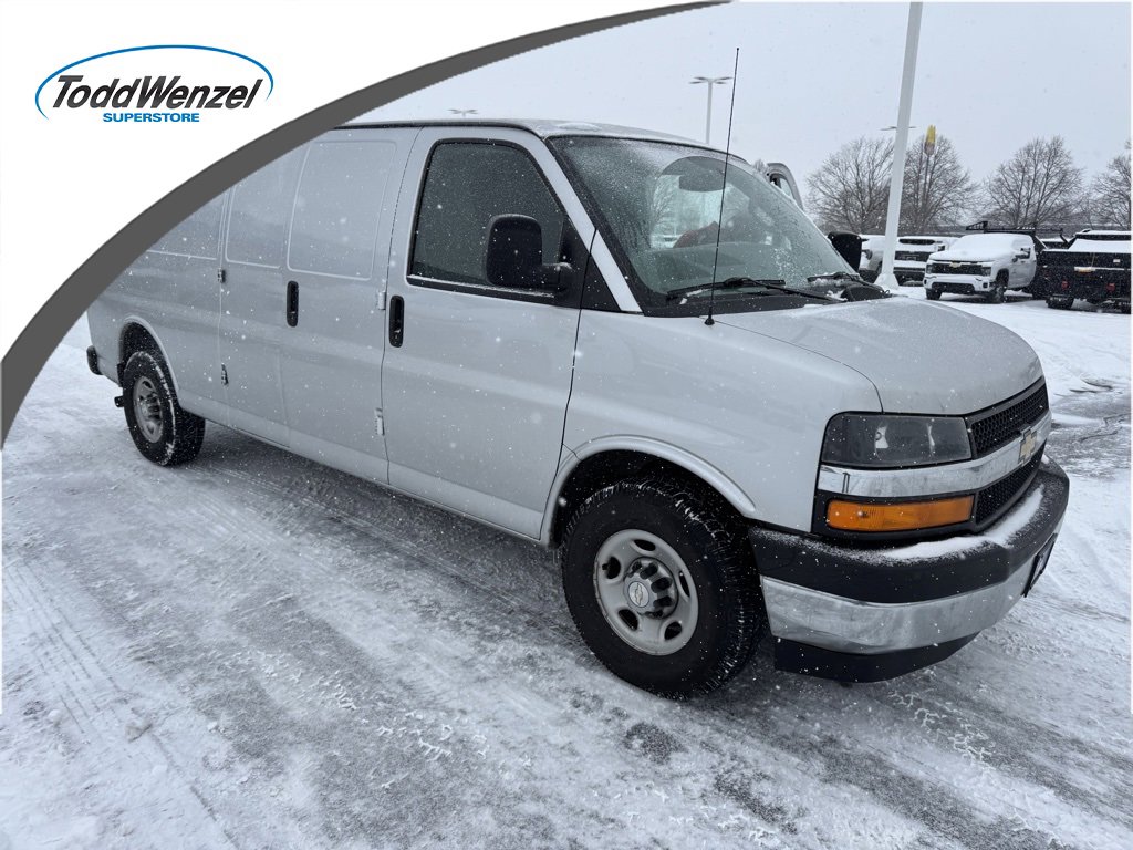 2017 Chevrolet Express Cargo Work Van's photo