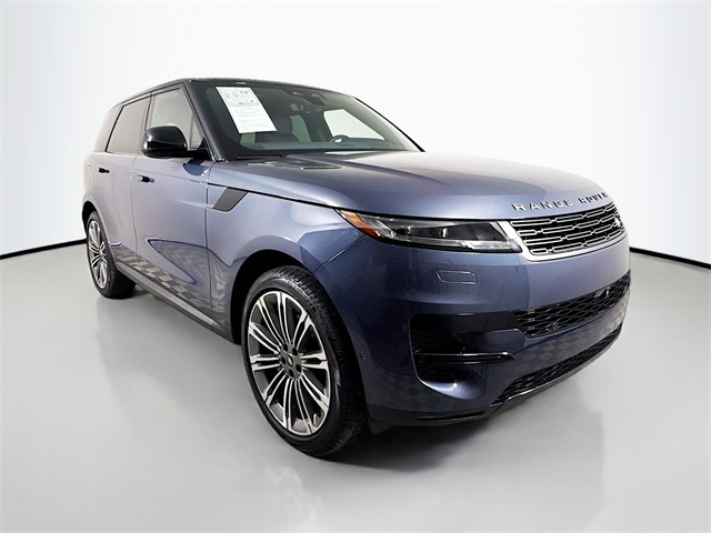 2024 Land Rover Range Rover Sport SE photo 3