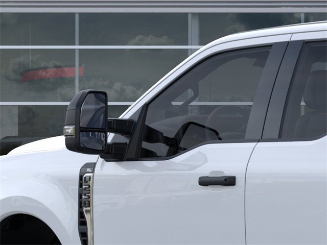 2025 Ford F-250 photo 19