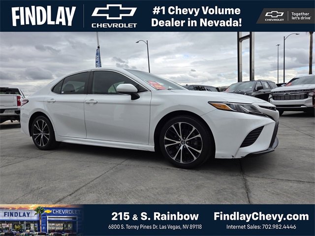 2020 Toyota Camry SE