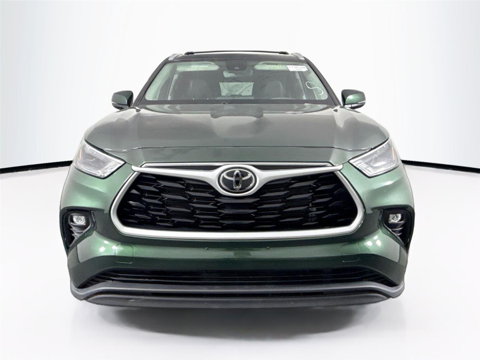 2023 Toyota Highlander Limited Platinum XLE XSE photo 3