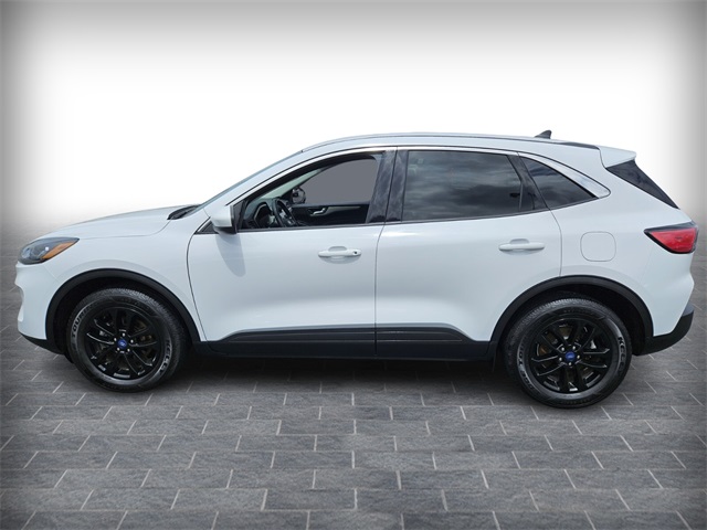 2021 Ford Escape Hybrid SE photo 2