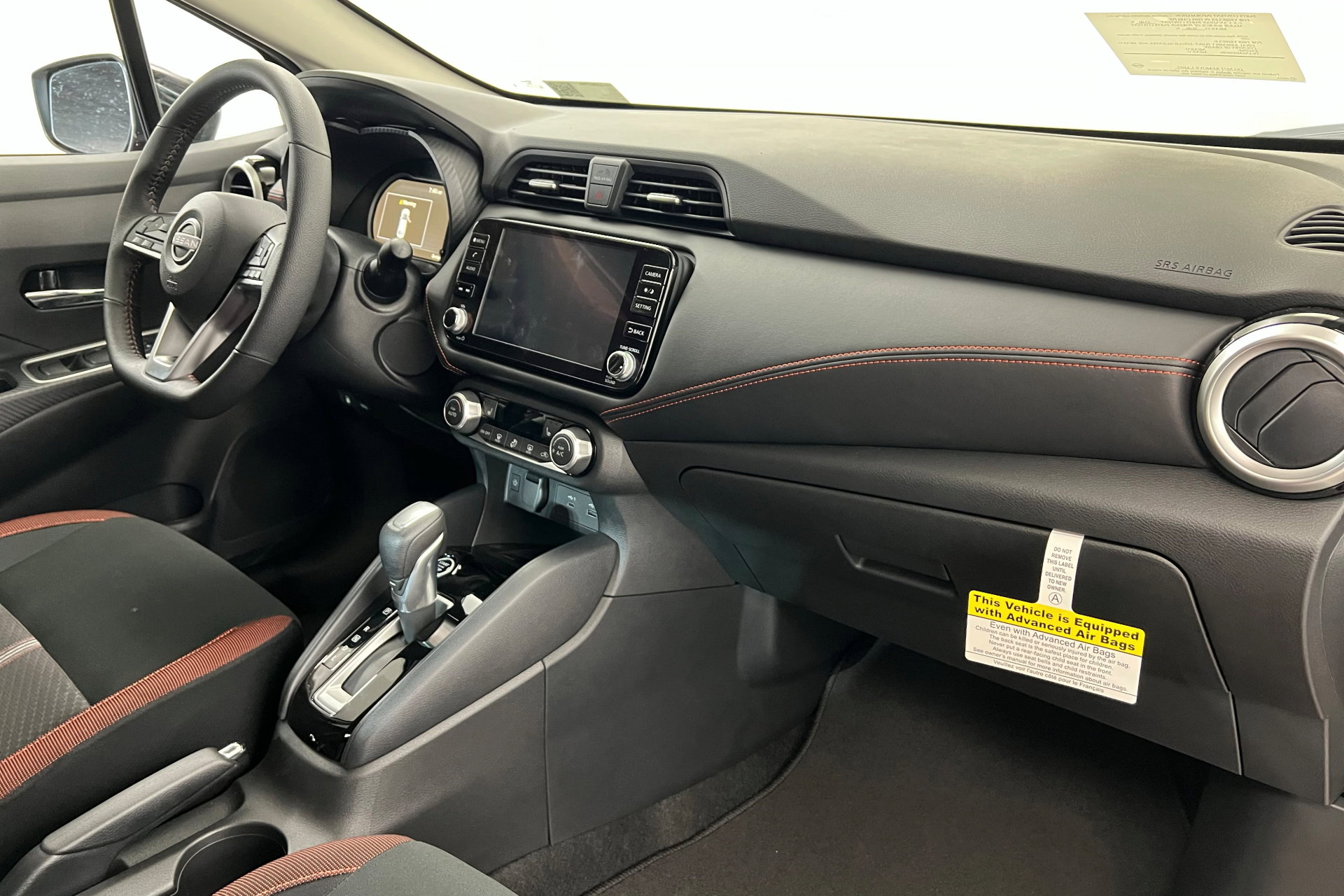 2025 Nissan Versa SR photo 22