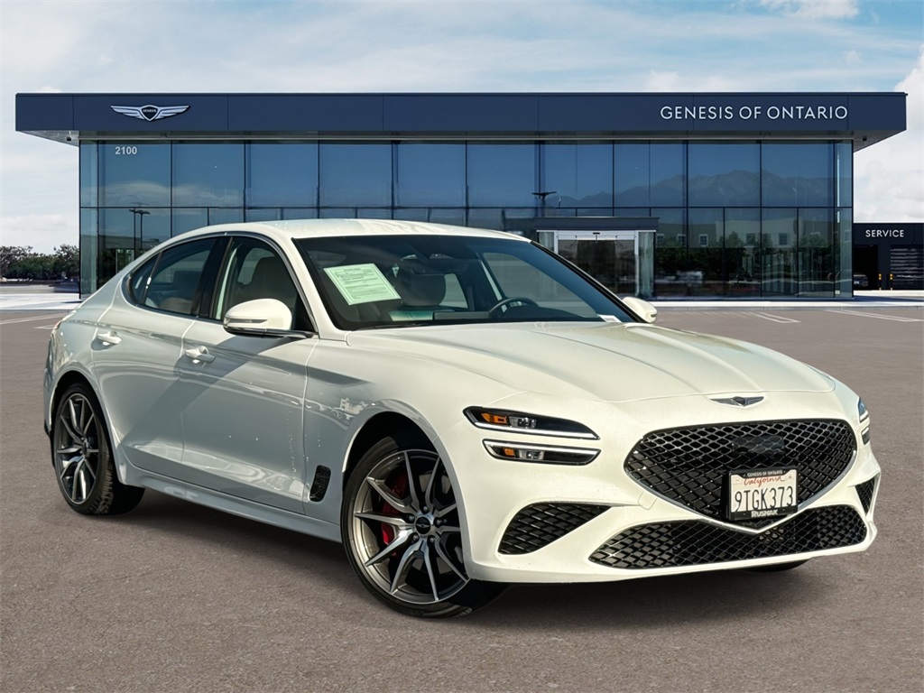 2025 GENESIS G70 Standard's photo