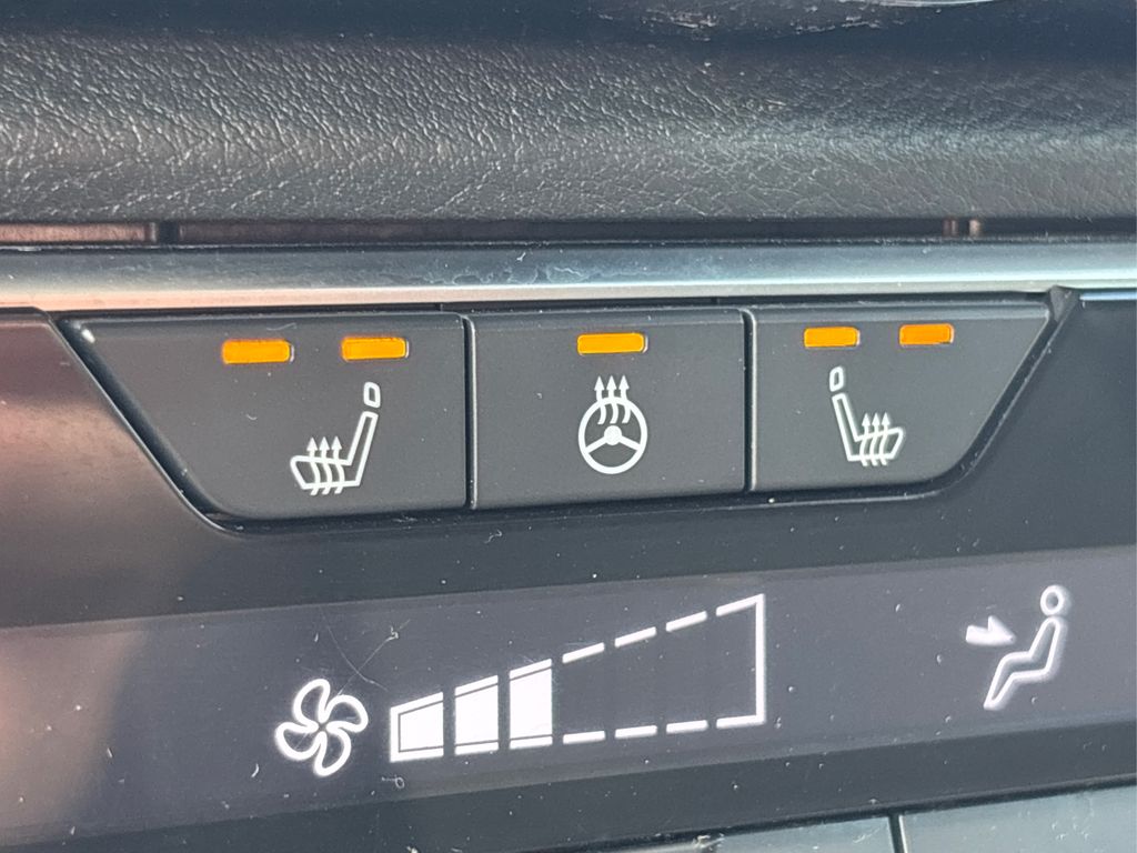 2022 Nissan Sentra SV photo 29