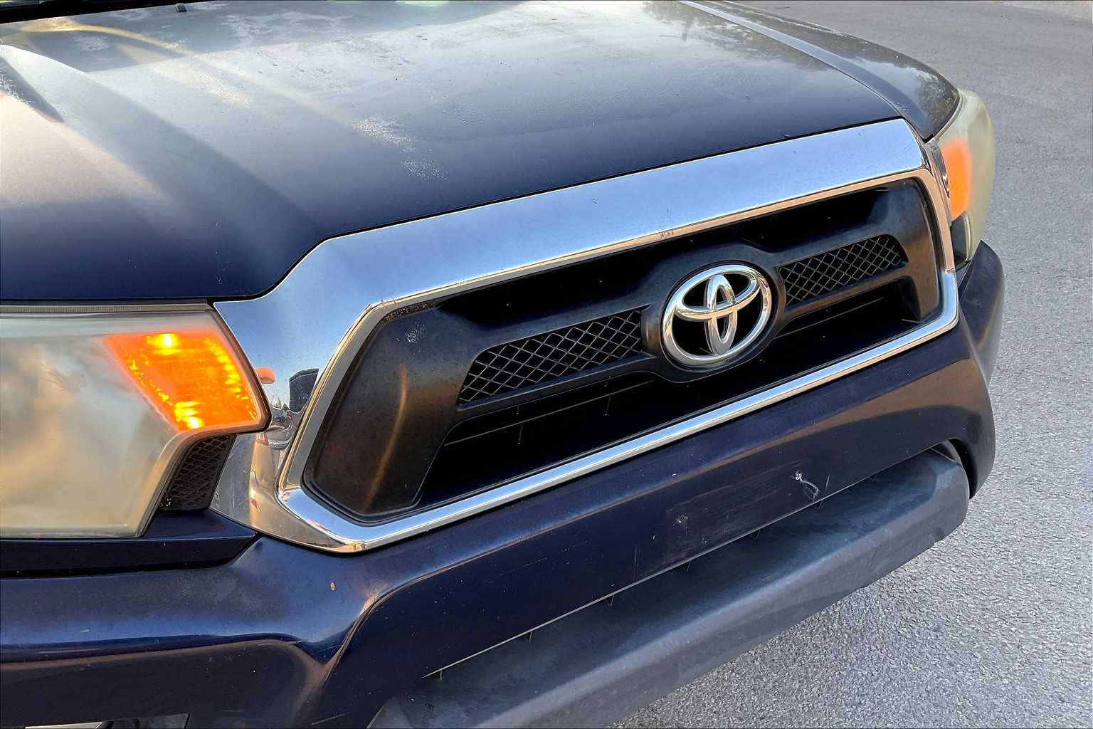 2012 Toyota Tacoma PreRunner photo 27