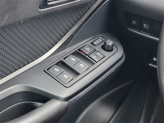 2018 Toyota C-HR XLE photo 21