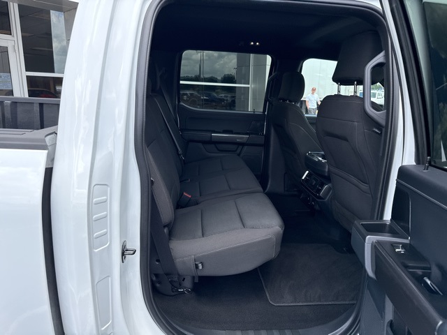 2023 Ford F-150 XLT photo 29