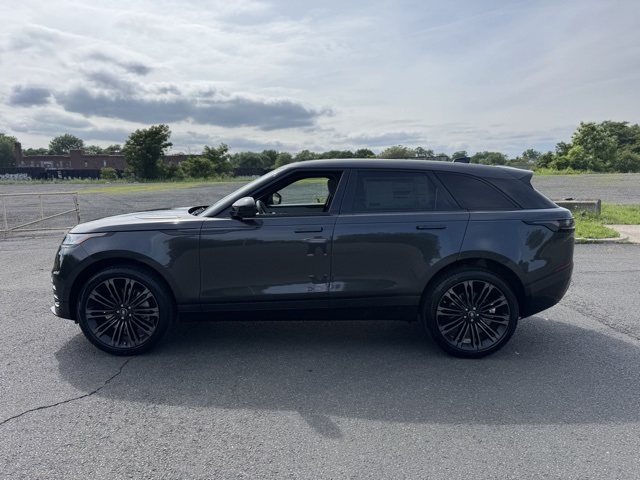 2026 Land Rover Range Rover Velar SE photo 2