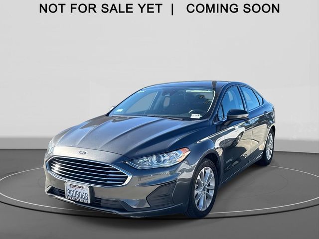 2019 Ford Fusion Hybrid SE's photo