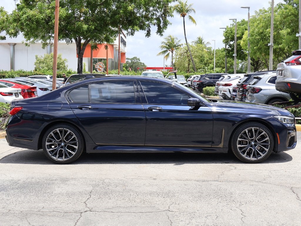 2020 Bmw 740i xDrive Sedan photo 14