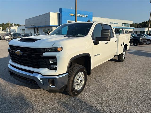 2025 Chevrolet Silverado 2500HD Work Truck photo 3