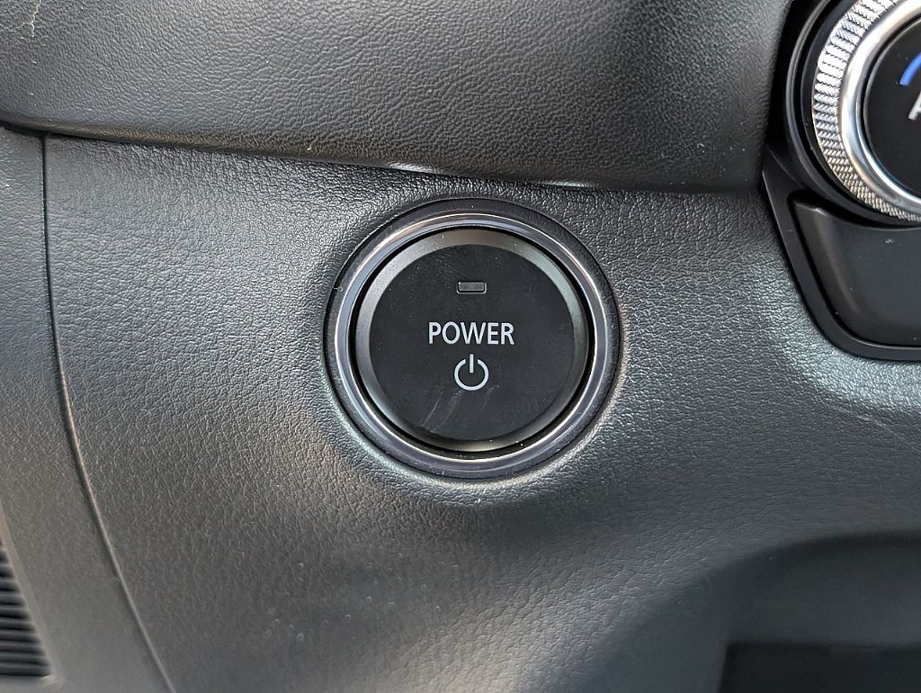 2025 Mazda CX-50 Premium Plus photo 26