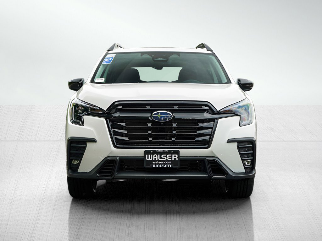 2025 Subaru Ascent Onyx Edition Touring photo 2