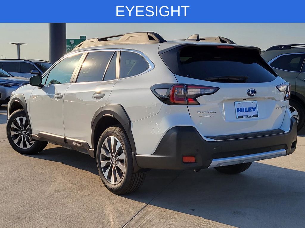 2025 Subaru Outback Limited photo 3