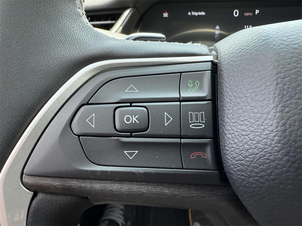 2025 Jeep Grand Cherokee Limited photo 25