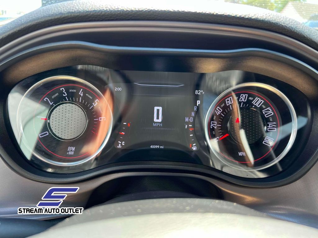 2023 Dodge Challenger GT photo 18