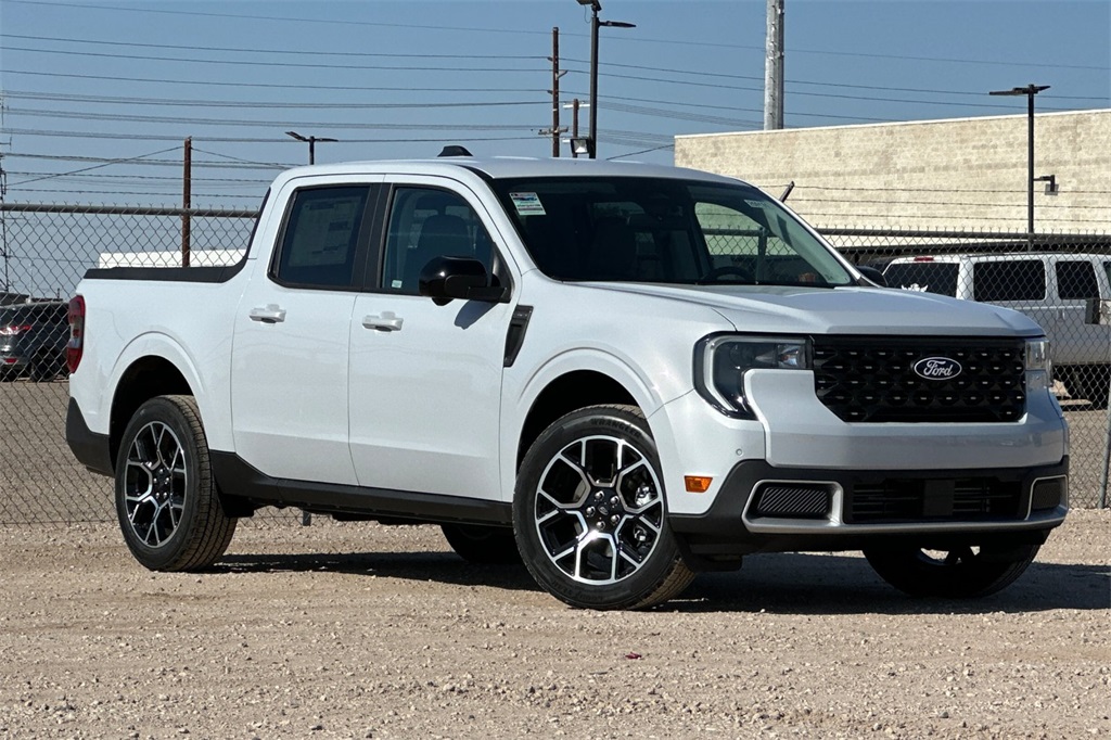 2025 Ford Maverick Lariat photo 2
