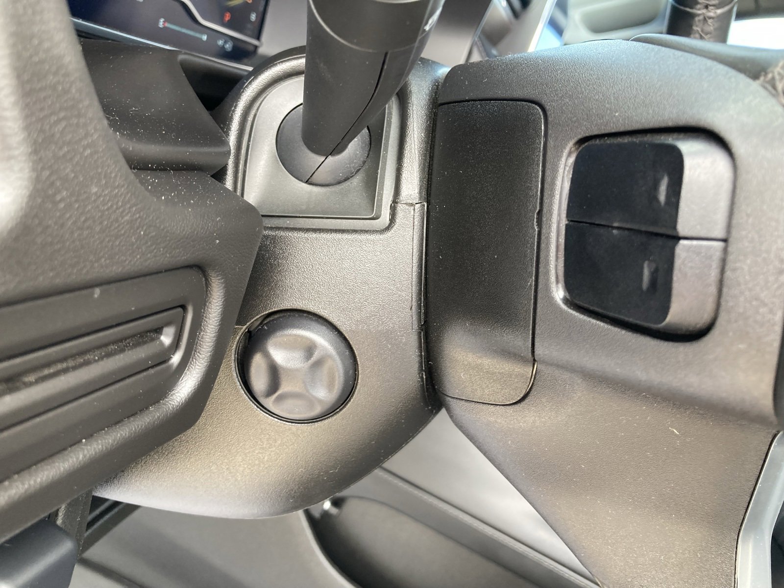 2024 Chevrolet Suburban Z71 photo 17