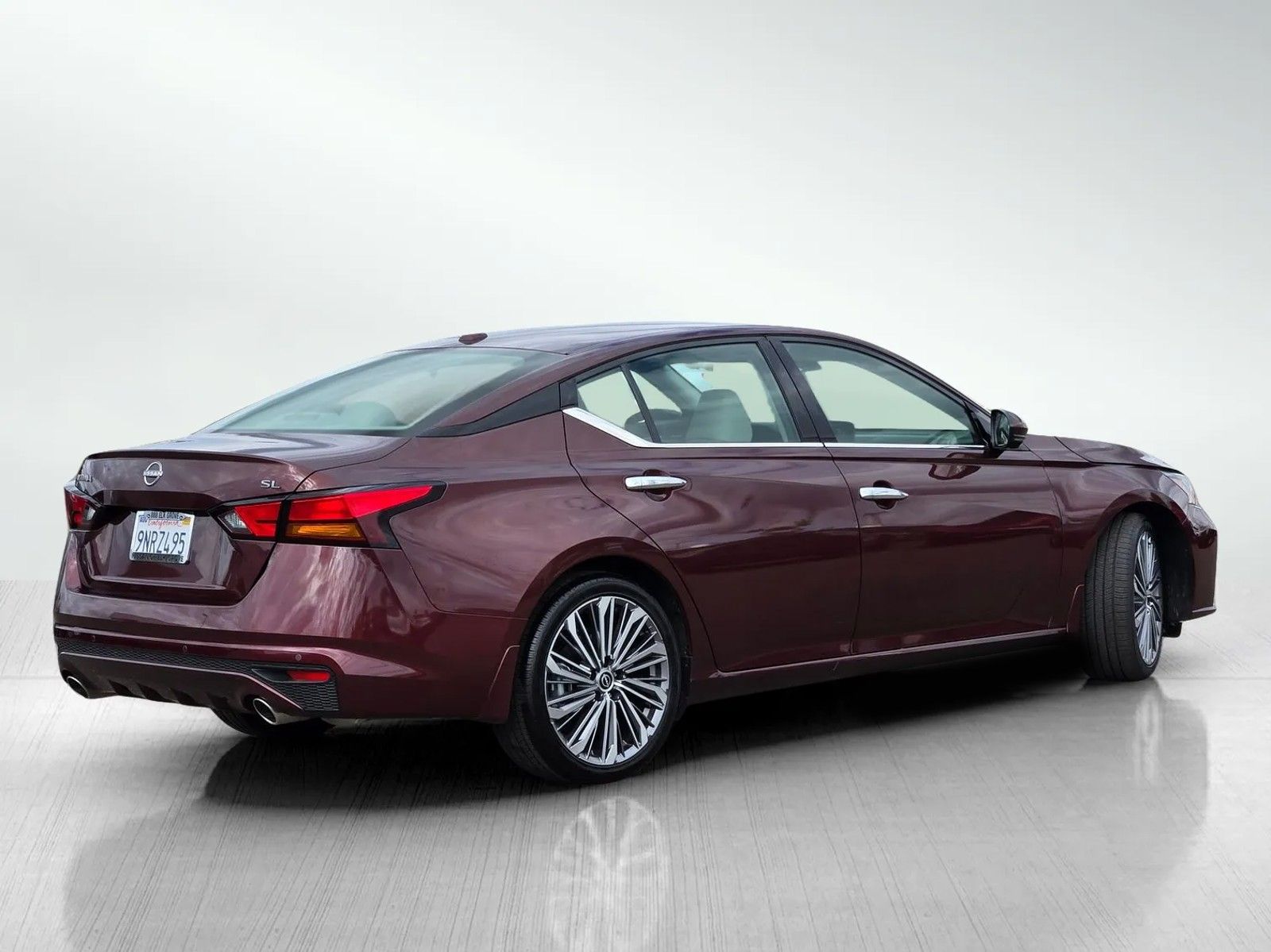 2024 Nissan Altima 2.5 SL photo 3