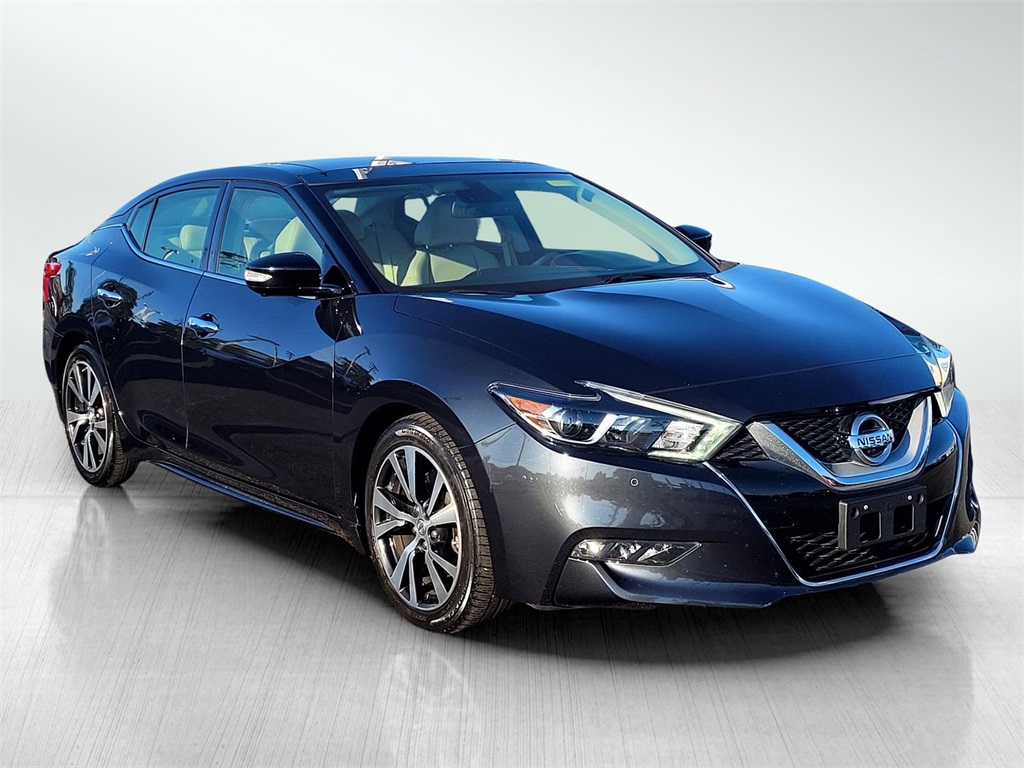 2016 Nissan Maxima Platinum photo 2