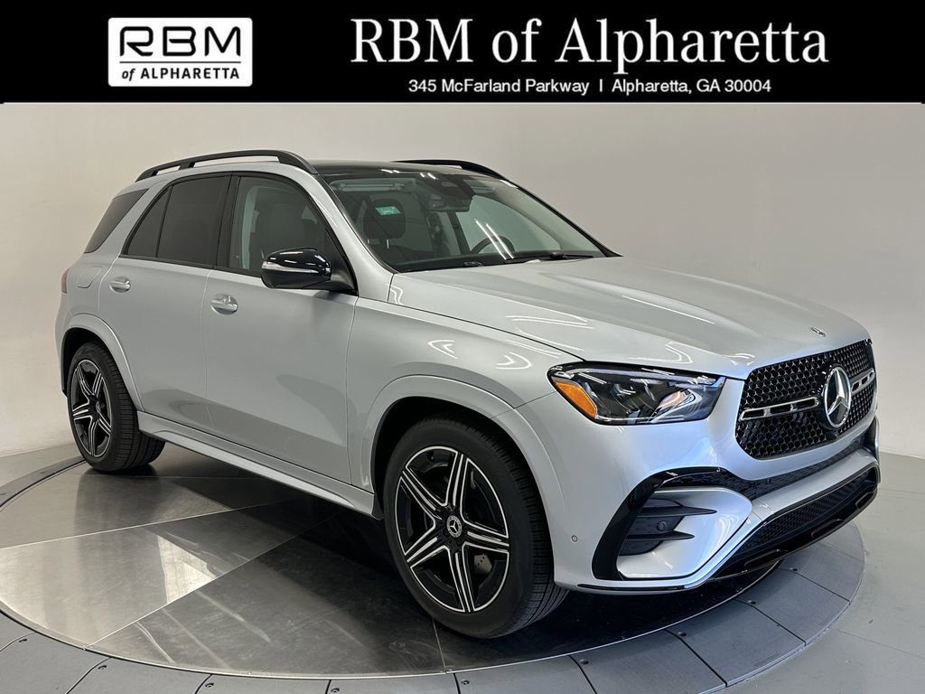 2026 Mercedes-Benz GLE GLE450E's photo