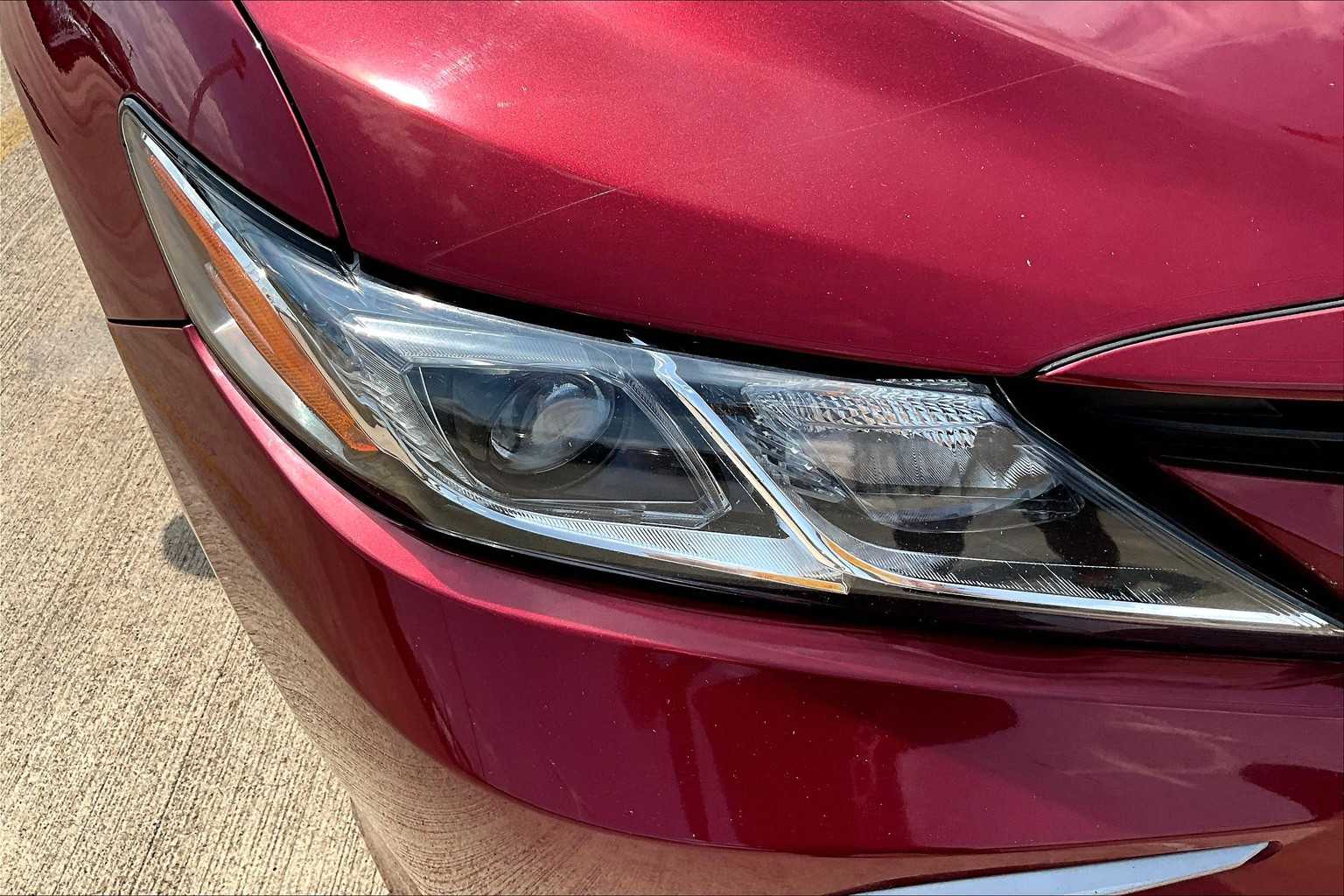 2022 Toyota Camry LE photo 27