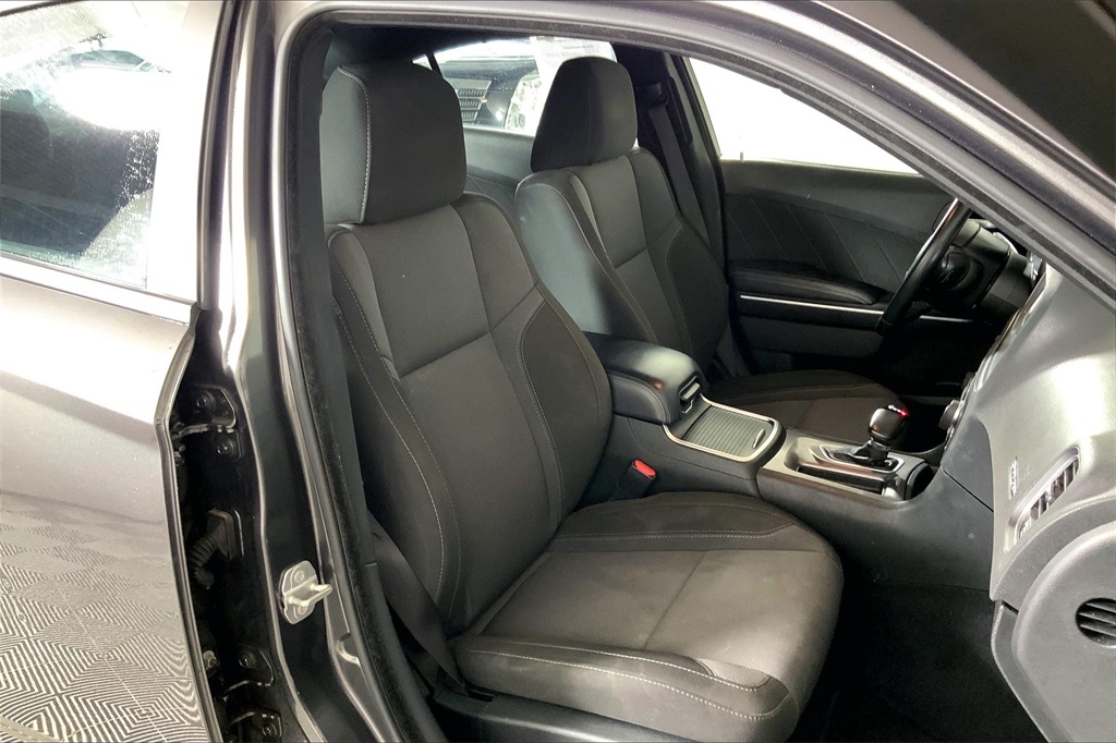 2022 Dodge Charger SXT photo 6