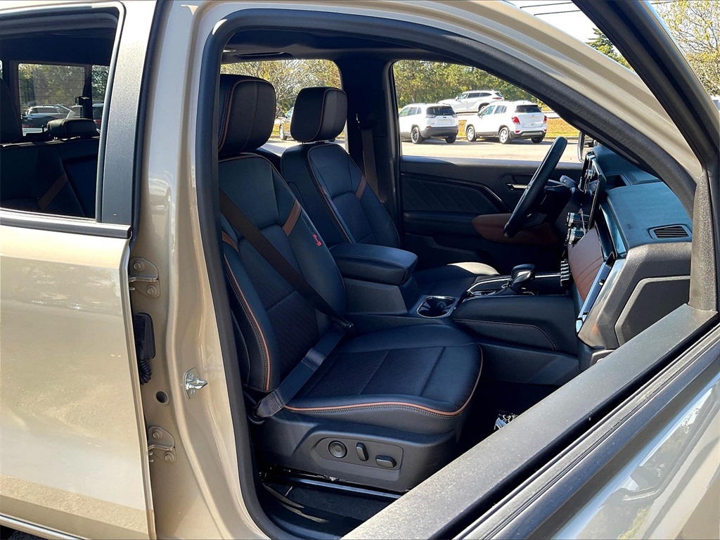 2024 Gmc Canyon AT4 photo 11
