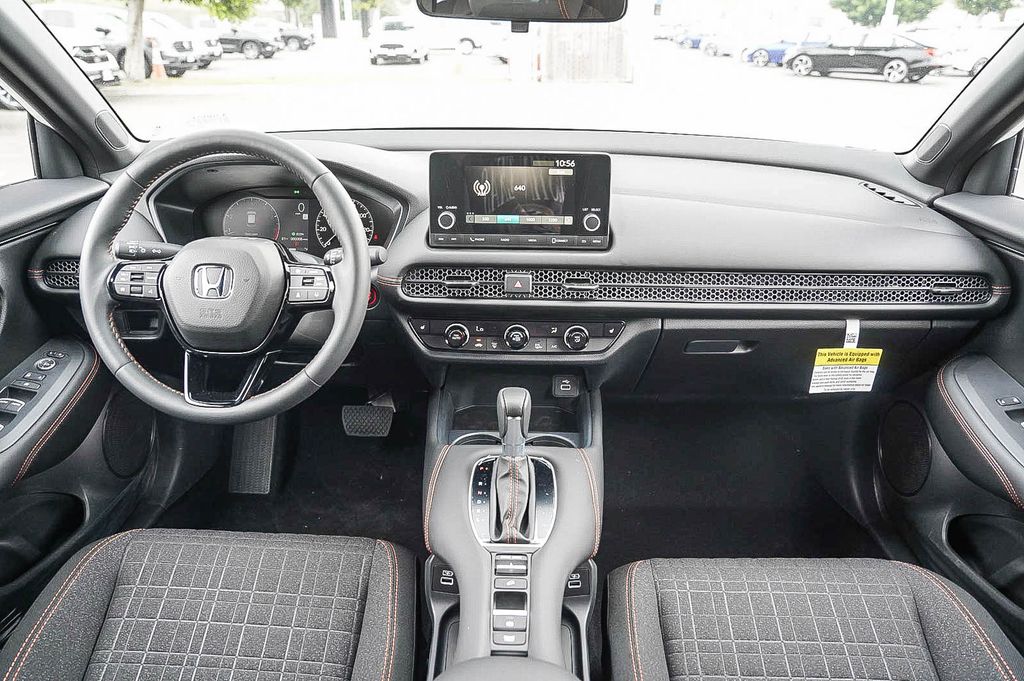 2025 Honda HR-V Sport photo 15