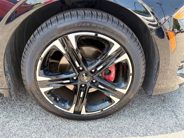 2023 Kia K5 GT-Line photo 9