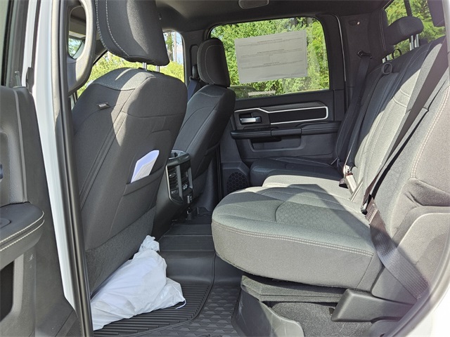 2026 Ram 2500 Big Horn photo 6