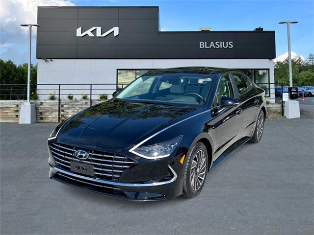 2023 Hyundai Sonata Hybrid Limited photo 3