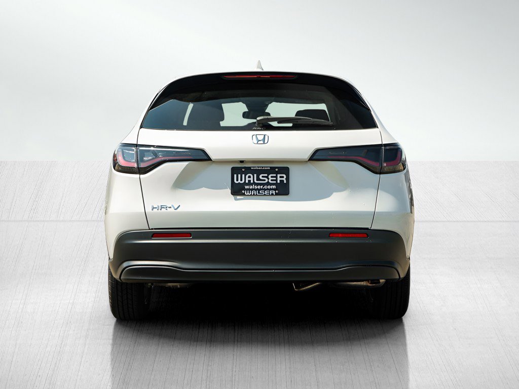 2026 Honda HR-V LX photo 4