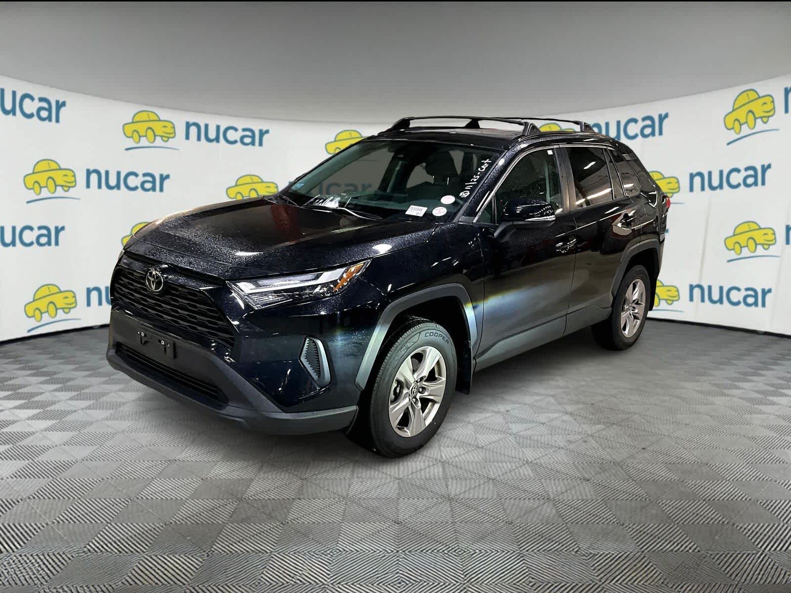 2023 Toyota RAV4 XLE photo 2