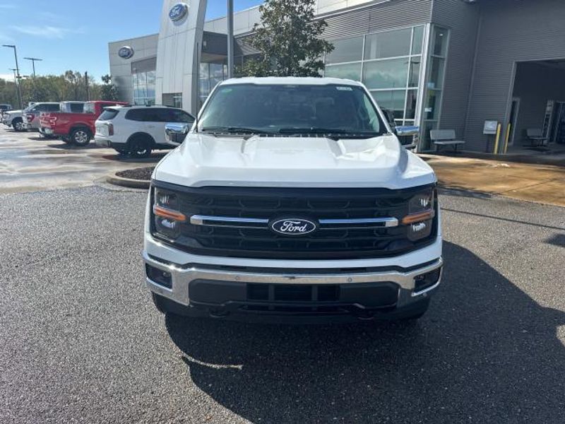 2025 Ford F-150 XLT photo 2