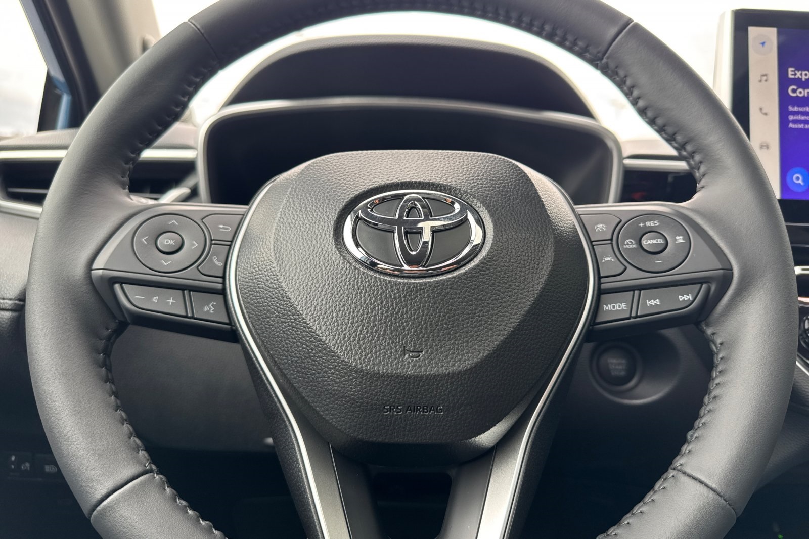 2026 Toyota Corolla Cross XLE photo 24