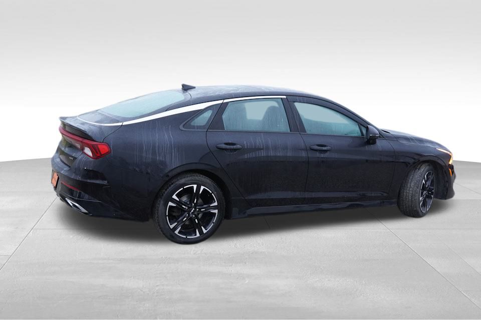 2022 Kia K5 GT-Line photo 4