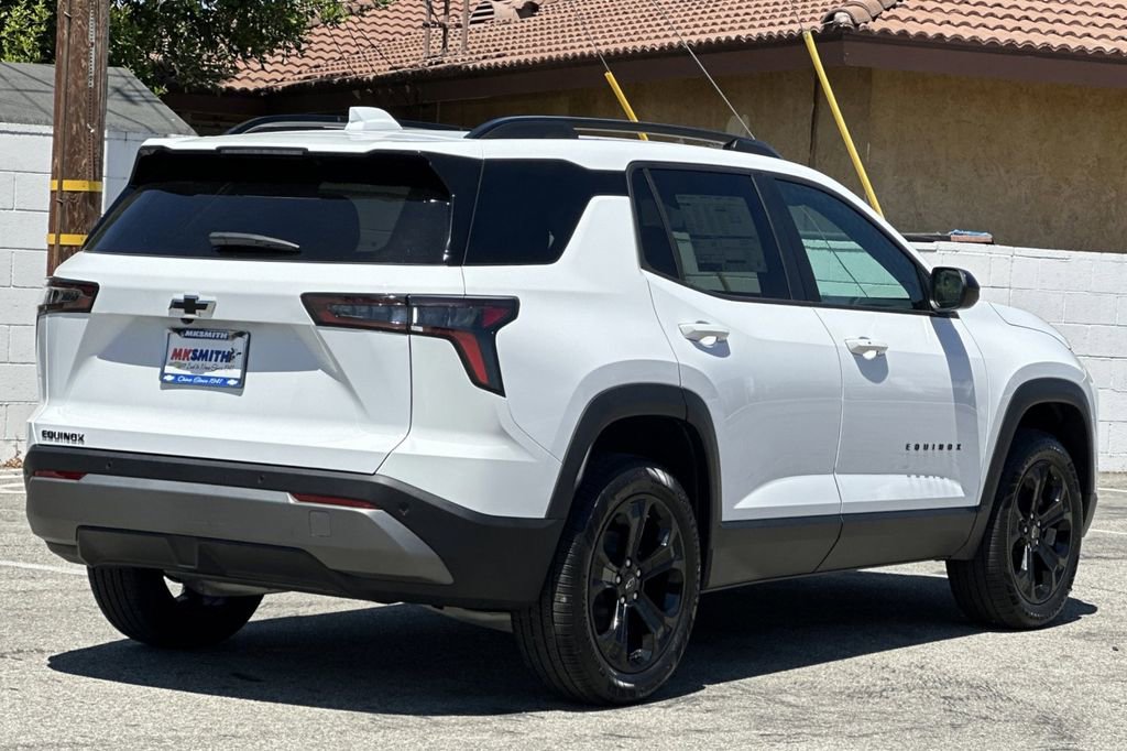 2026 Chevrolet Equinox LT photo 4