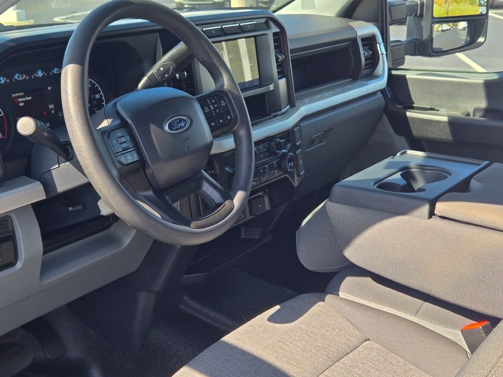 2024 Ford F-350 XL photo 20