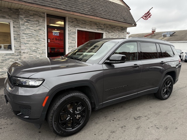 2024 Jeep Grand Cherokee L Altitude's photo