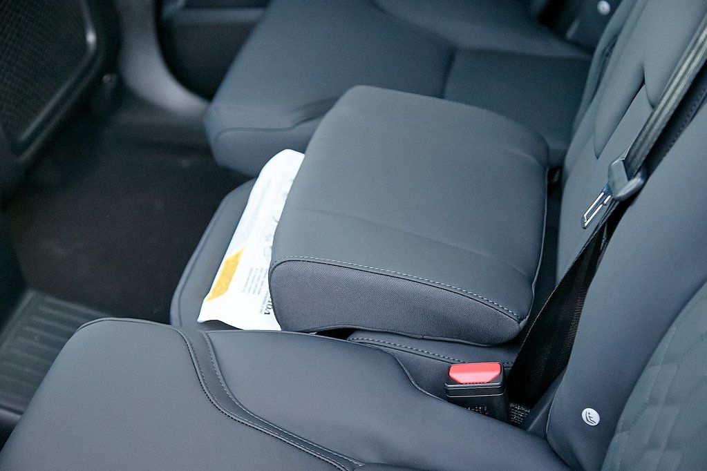 2026 VOLVO XC90 - Image 17