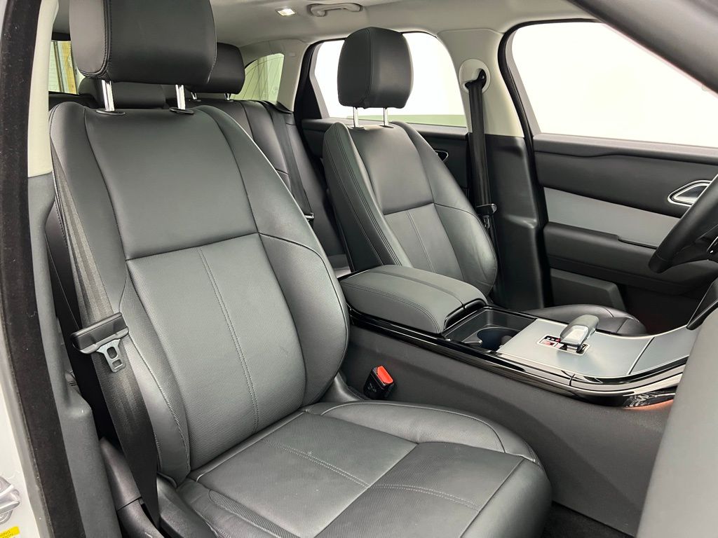 2024 Land Rover Range Rover Velar S photo 27